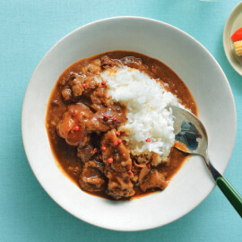 牛すじカレー